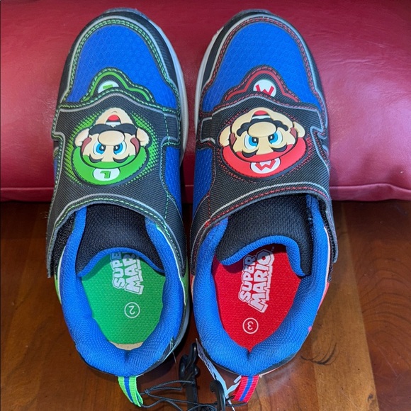 Nintendo Kids Sneakers Blue Green Red Mario Luigi Runners Sizes 3 and 13 - Picture 7 of 14